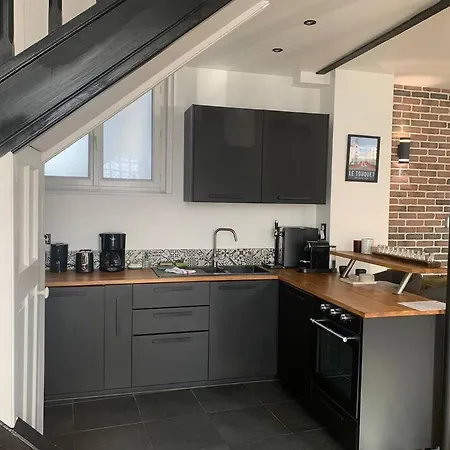 Chrysalide Au Coeur Du Touquet. * Le Touquet